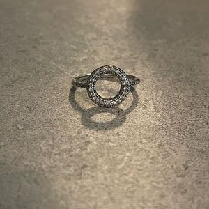 Pandora ring